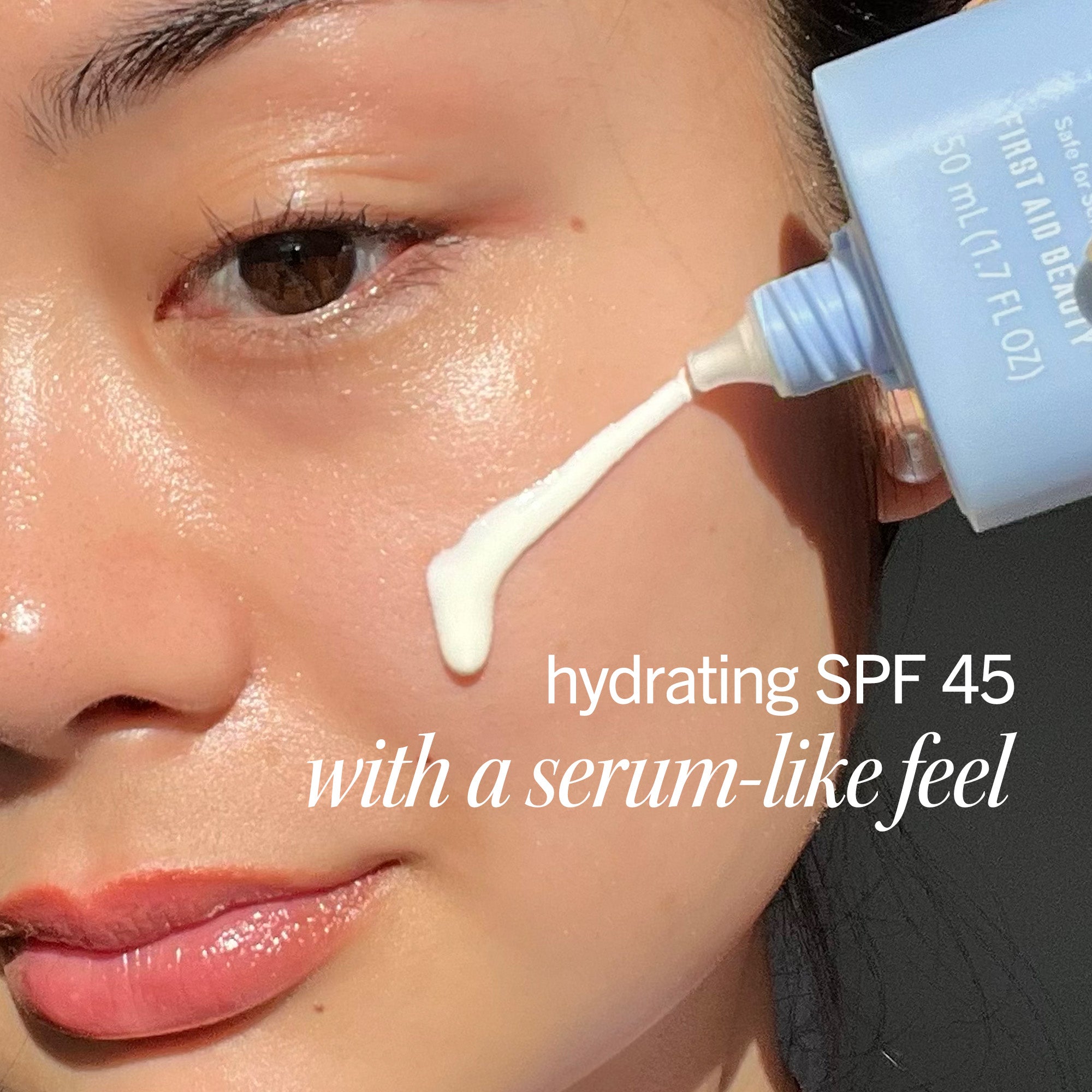 Hydrating Sunscreen Milk with Colloidal Oatmeal Broad Spectrum SPF 45 - Image 2